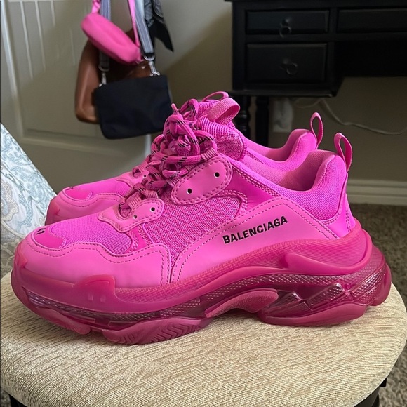 Balenciaga Authentic Triple S Pink$1090 Clear Sole Size 11 US 41 EU Women